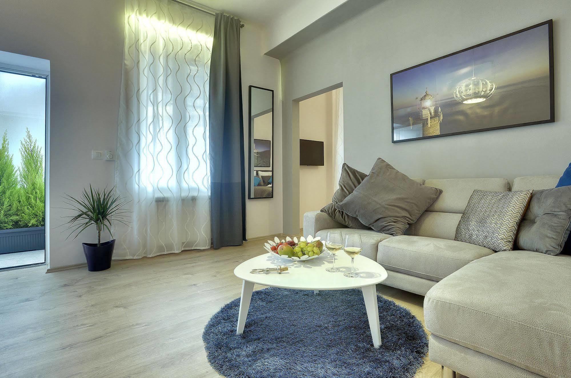 D&A Center Apartments With Free Parking Pula Zewnętrze zdjęcie