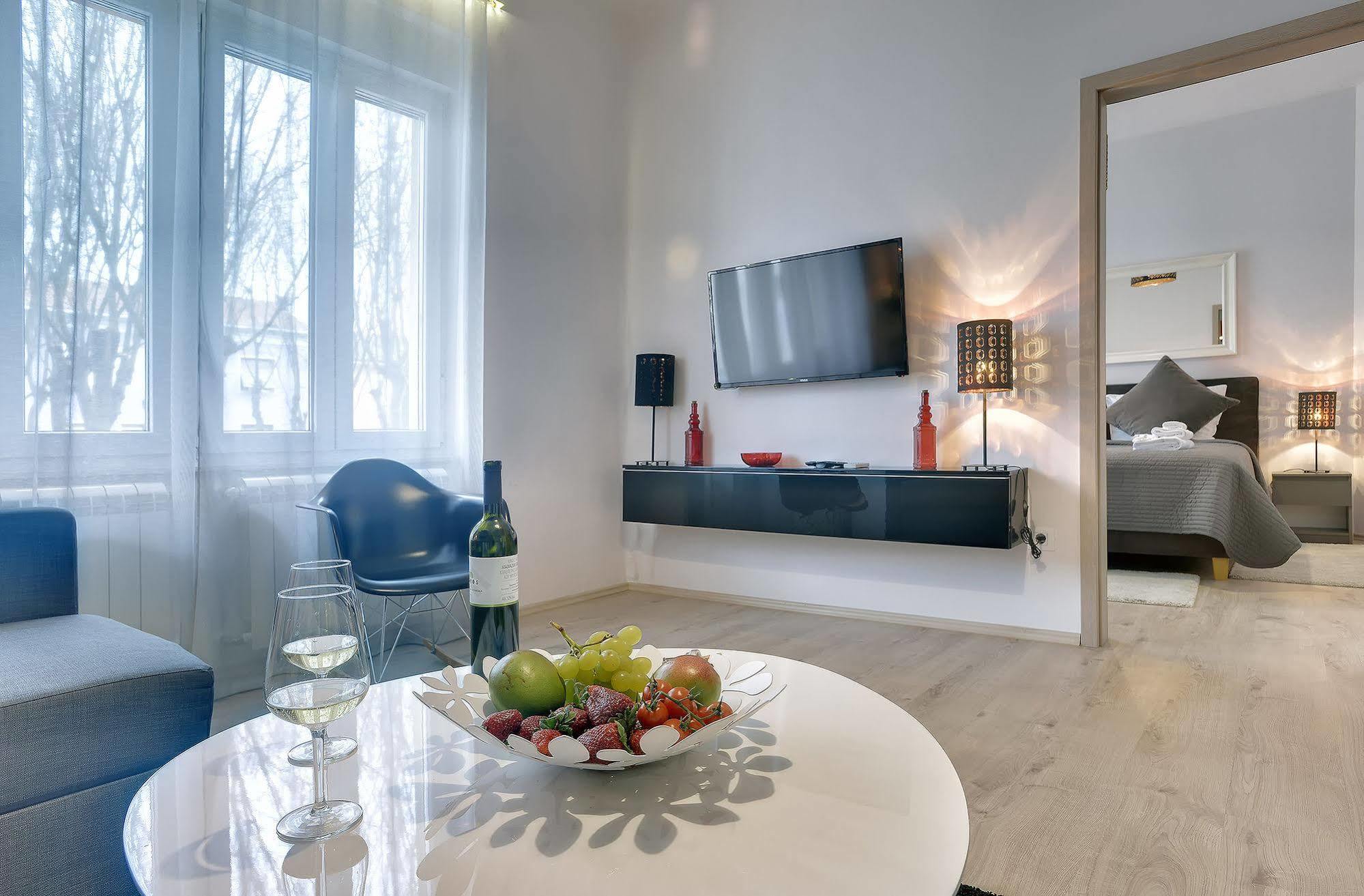 D&A Center Apartments With Free Parking Pula Zewnętrze zdjęcie